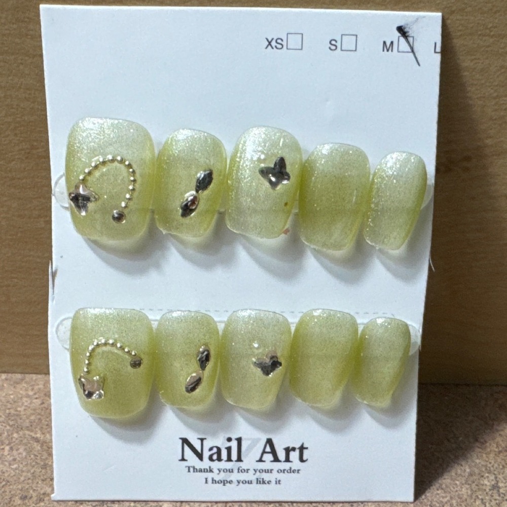 Chartreuse Green Cat Eye Press On Nails Medium Square Butterfly 3D Nail Art‎ Set